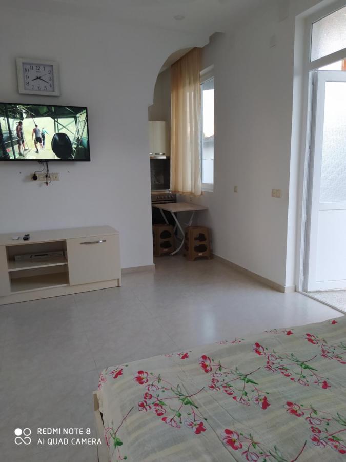 Emzari'S Apartment كوبوليتي المظهر الخارجي الصورة
